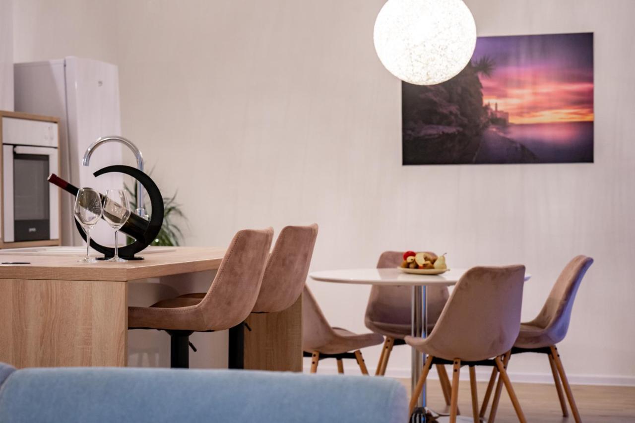Grguric Apartments Palit Bagian luar foto